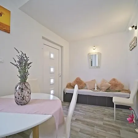 Apartment Vita Apartment Postira