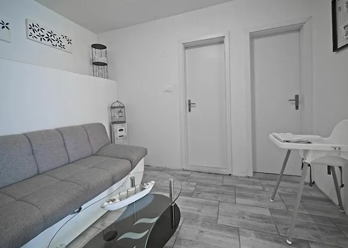 Apartment Vita * 波斯蒂勒